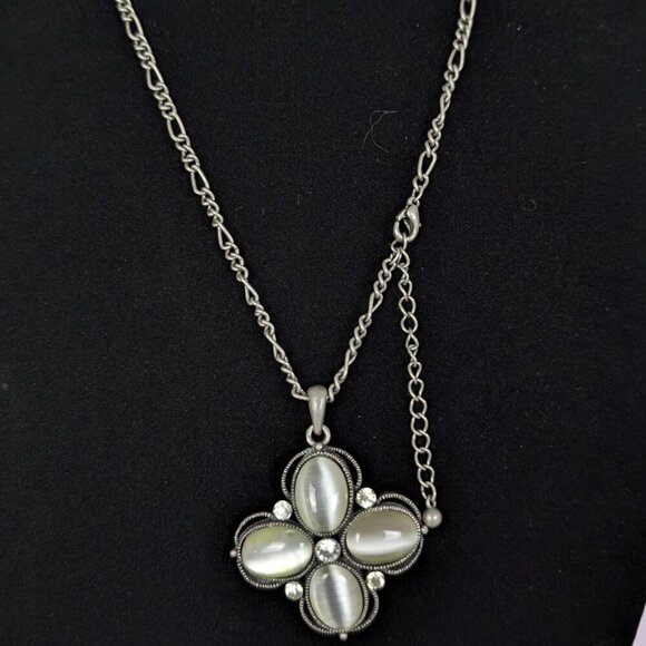 (2/$20) Figaro Chain Pendant Necklace - Picture 5 of 6